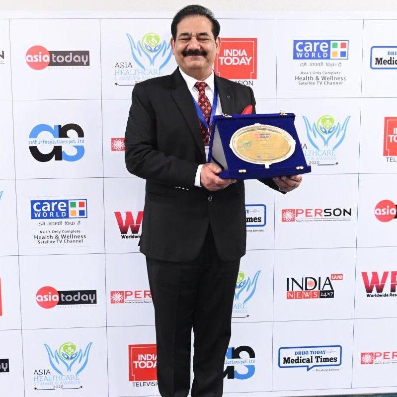 Dr (Prof.) Anil Arora